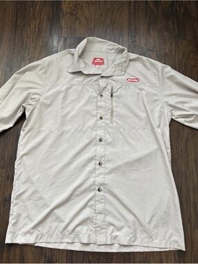 Berkley Fishing Shirt Mens Large Beige UFP 20+ Zip Pocket Logo Vented Fish L